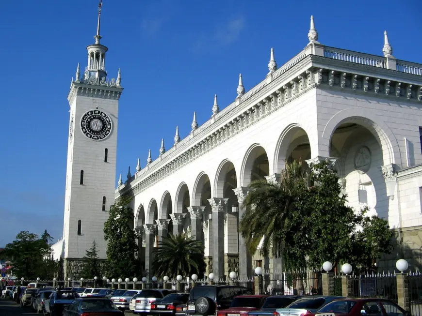 Информация о ж/д вокзале Сочи