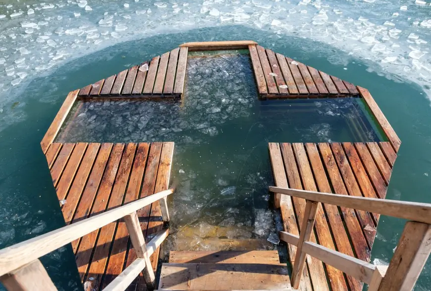 Крещенские купели в Сочи: где можно окунуться безопасно